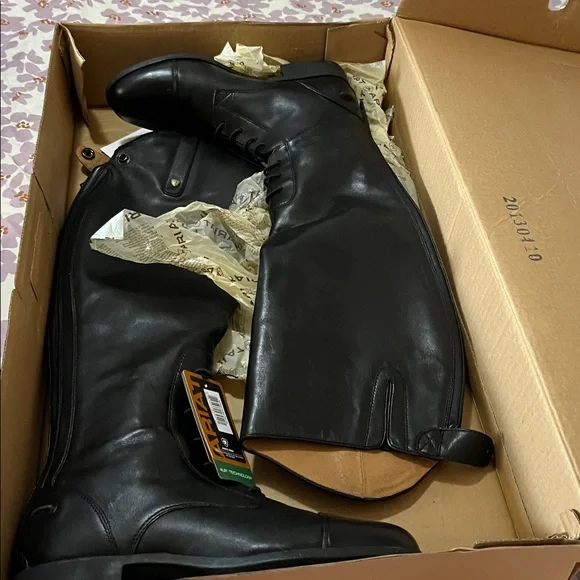 Ariat women’s Black Leather Heritage Field Boots - Contour Full Zip. NWT. - Picture 3 of 6